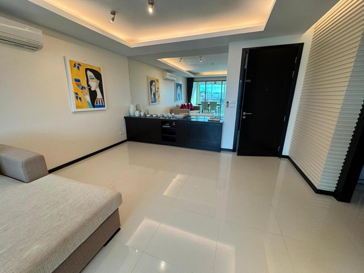 Modern 2-Bedroom Condo In Kamala Near The Beach Екстериор снимка